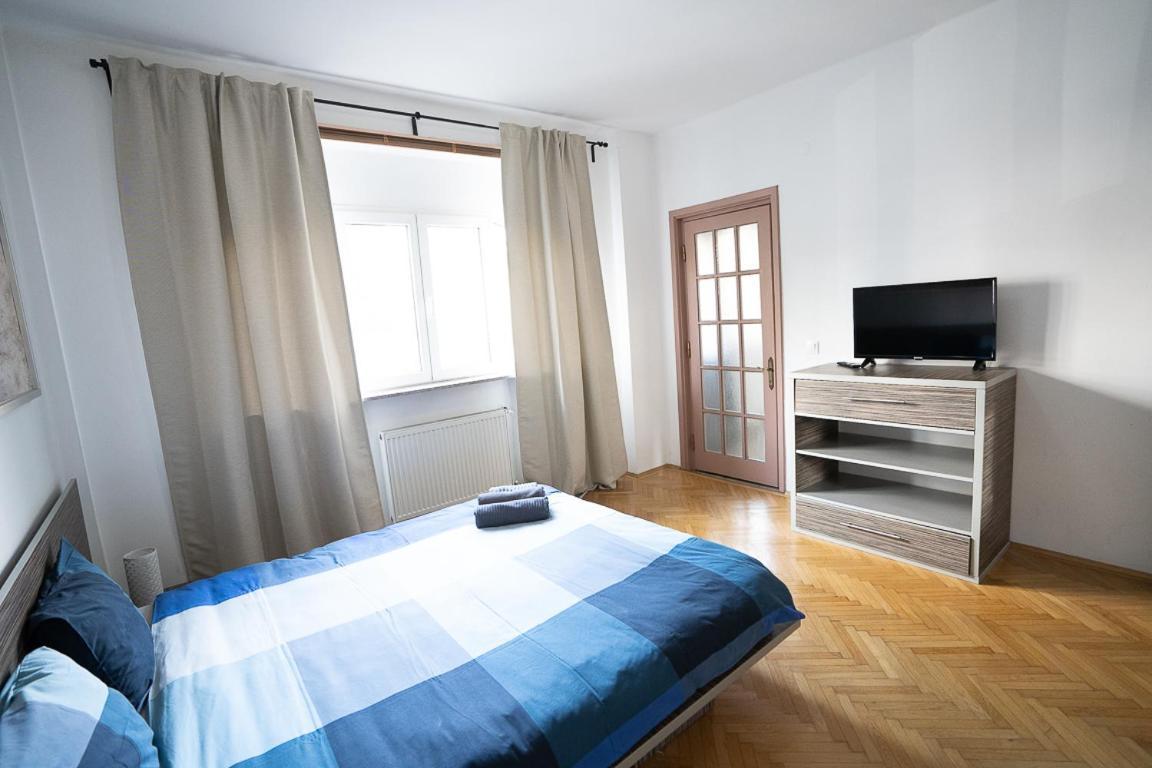 Cismigiu Garden Apartment Бухарест Экстерьер фото